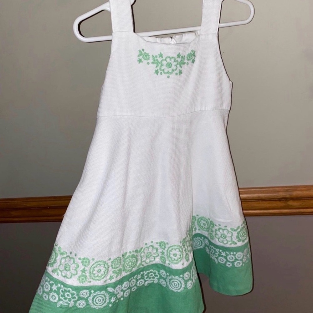 Easter Dress. Green / White. Children’s Place. Girl's 4 Spring Dress w/Bottoms